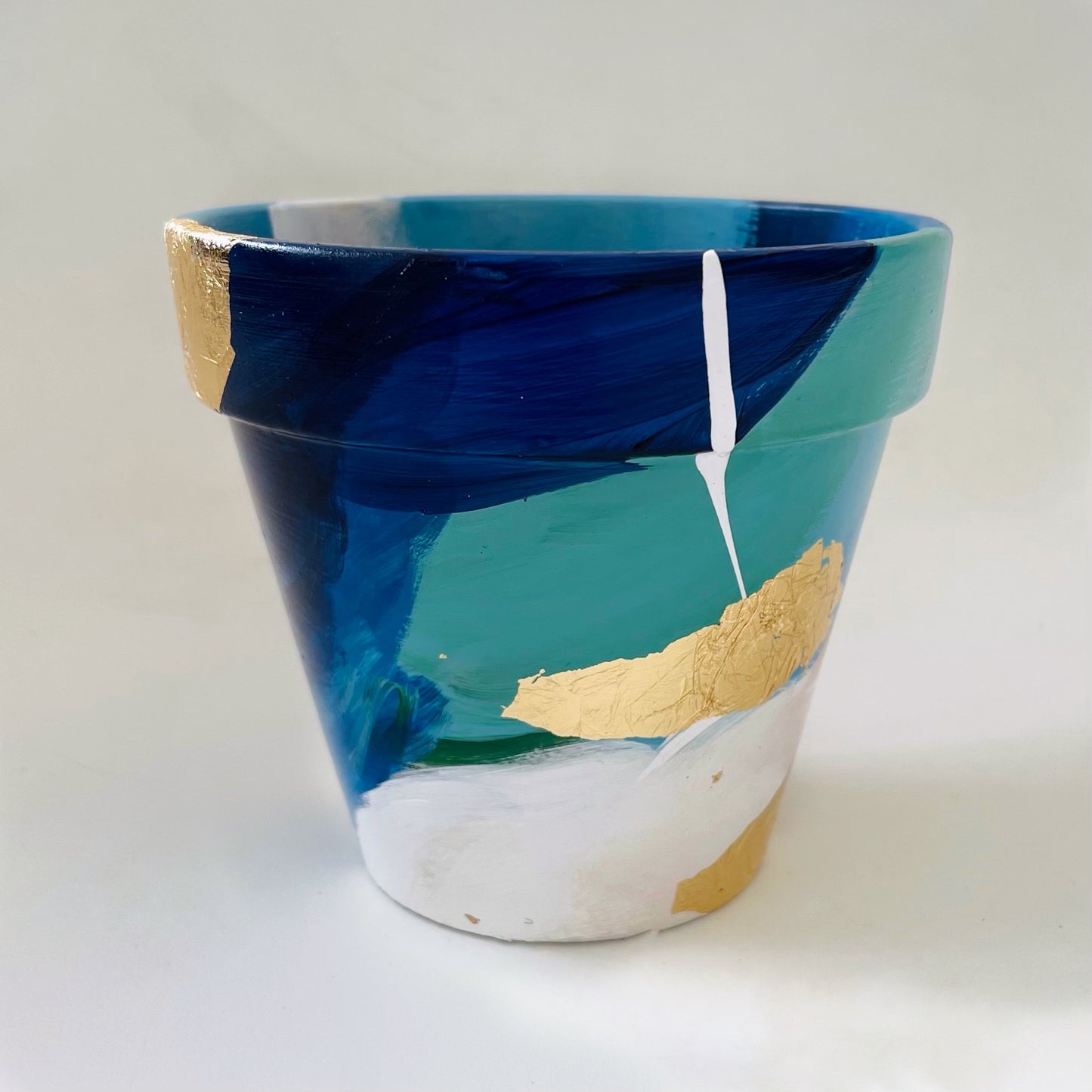 XS Abstract Pot 2
