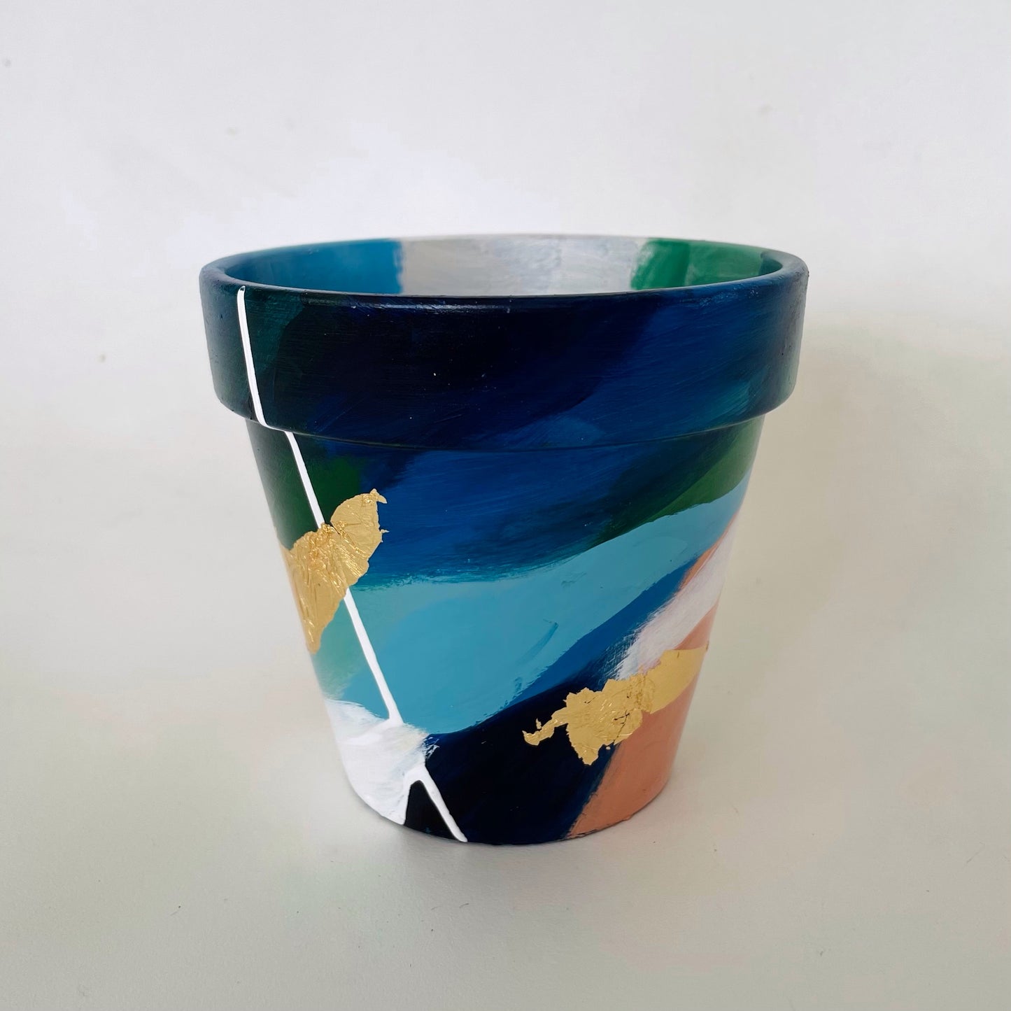 XS Abstract Pot 1